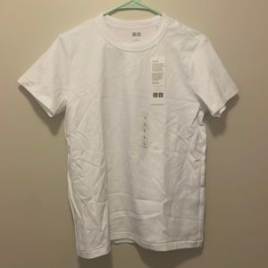Uniqlo NWT Women’s L Crew Neck T Shirt